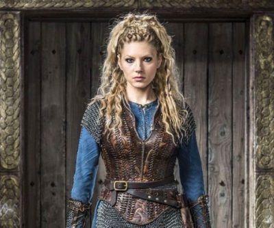 Vikings Women's Plus Size Lagertha Lothbrok Costume, Size: 1XL, Brown