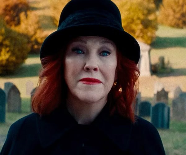 Dress Like Delia Deetz Costume | Halloween and Cosplay Guides