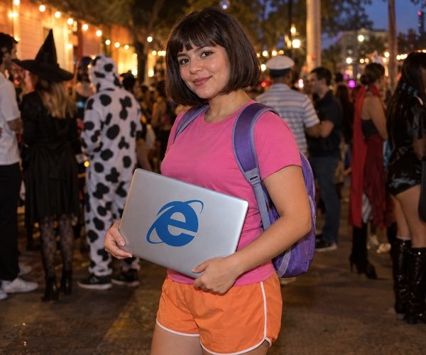 Dora the Internet Explorer Costume