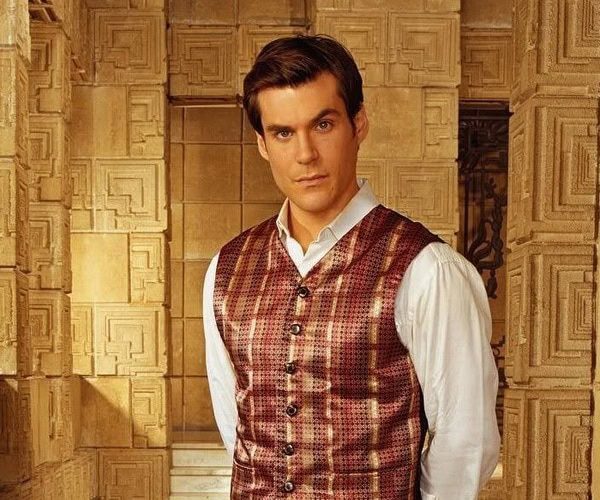 Simon Tam Costume