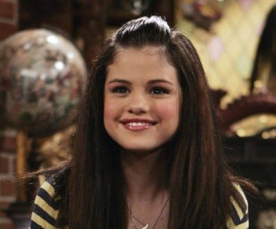 Alex Russo Costume