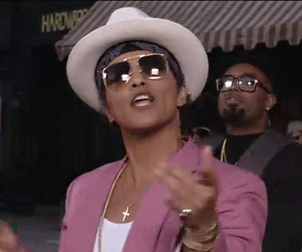 Bruno Mars Costume