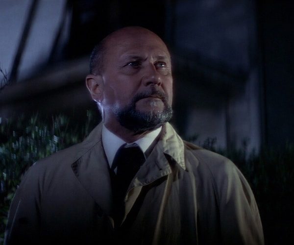 Dr. Sam Loomis Costume