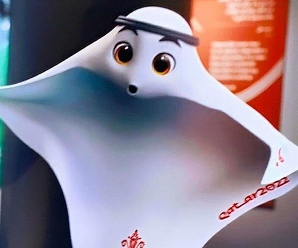 La'eeb Costume