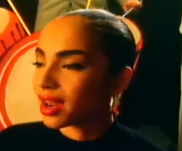 Sade Costume