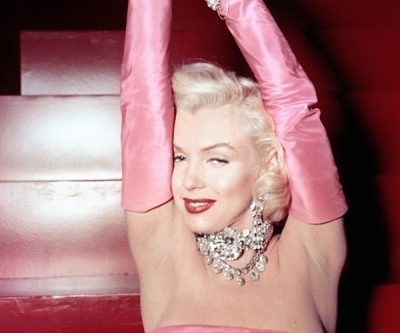 Marilyn Monroe (Pink Dress) Featured