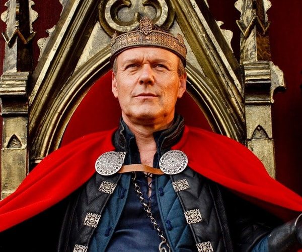 Uther Pendragon Costume